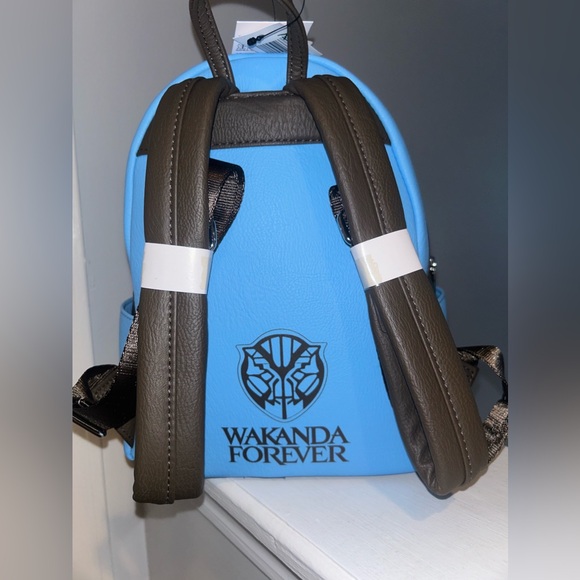 Disney Lounegly Backpack - Picture 5 of 6